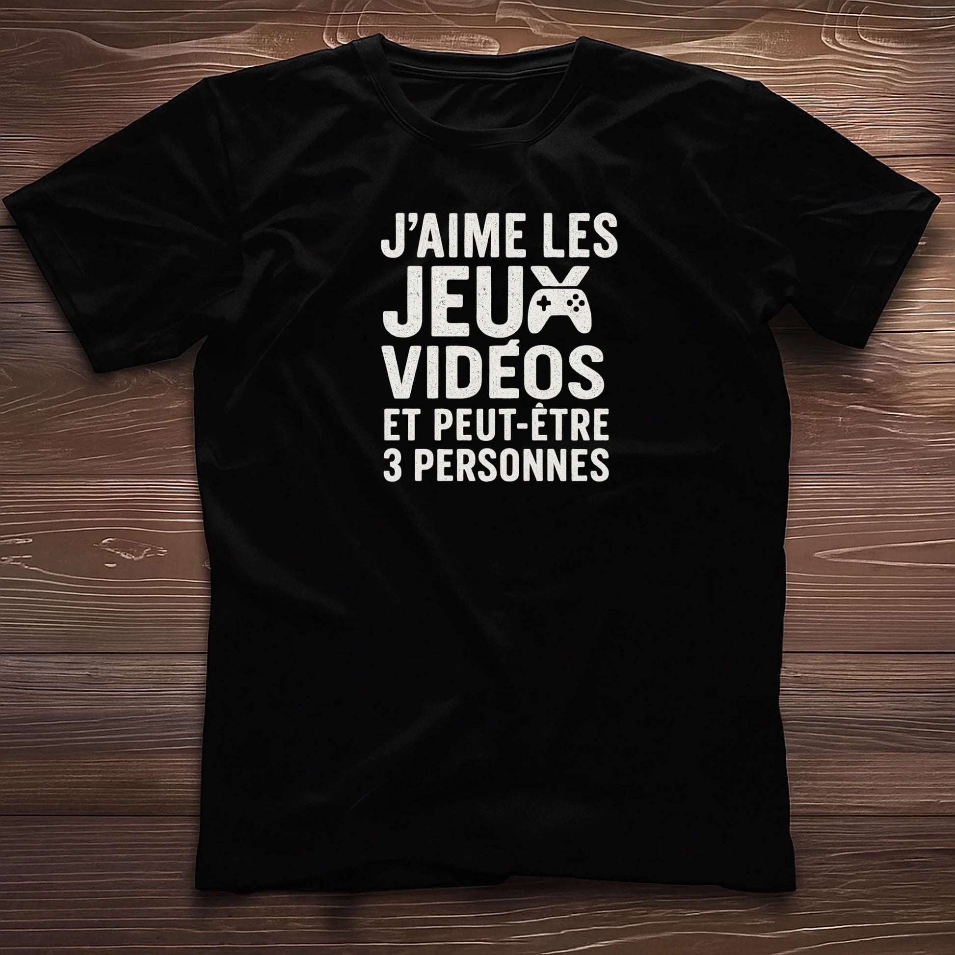 Mockup-tshirt-noir-plissé